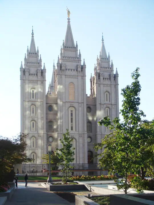 10-009.jpg