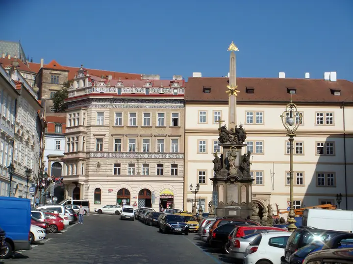 196.jpg