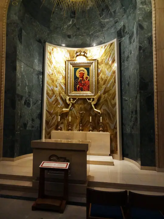 b010.jpg